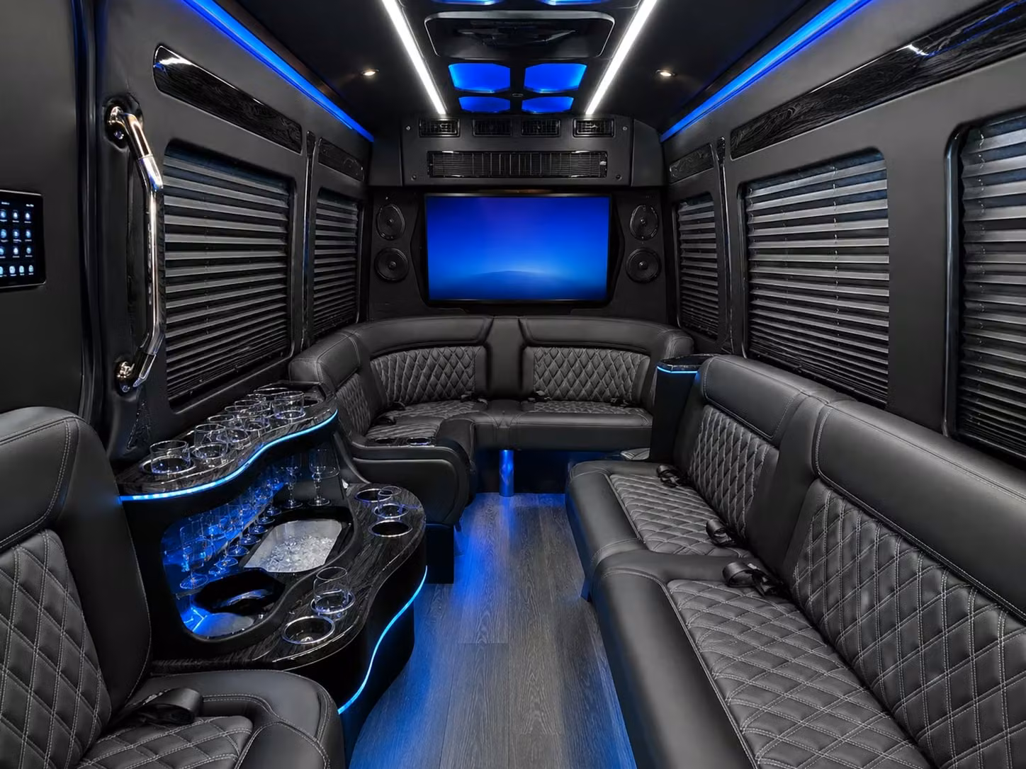 it s never been easier to book alpharetta field trip transportation for college campus visits and academic events